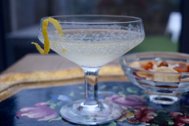 French-77-cocktail-recipe-lucyloves-foodblog