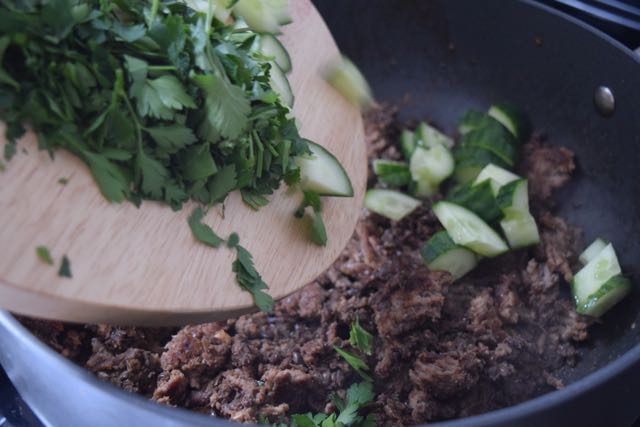 Herbed-lamb-lentils-recipe-lucyloves-foodblog