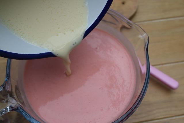 Strawberry-Buttermilk-panna-cotta-recipe-lucyloves-foodblog