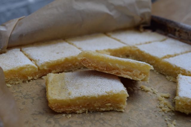 Lemon-bars-recipe-lucyloves-foodblog