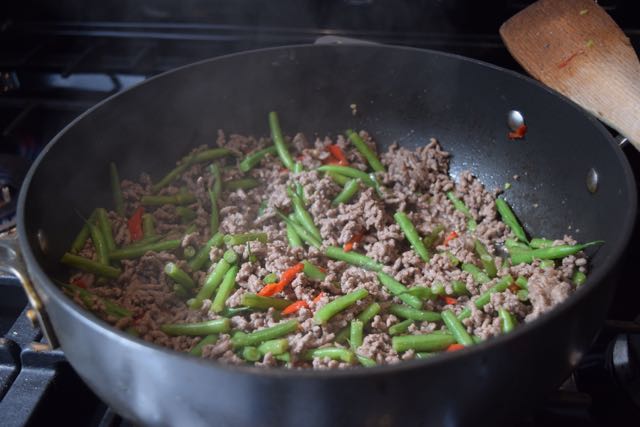 Quick-Thai-beef-basil-recipe-lucyloves-foodblog