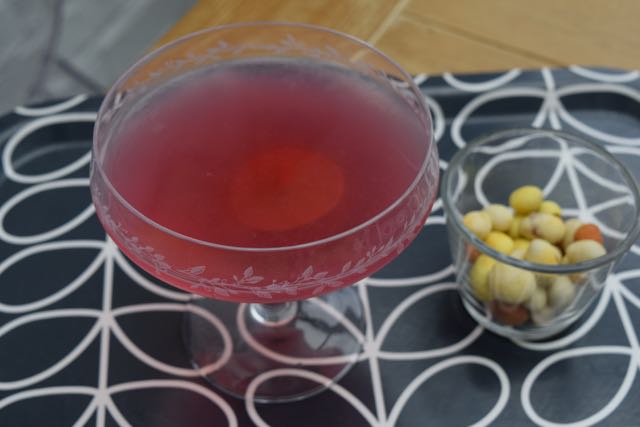 Cosmopolitan-cocktail-recipe-lucyloves-foodblog