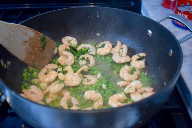 Garlic-prawns-peas-recipe-lucyloves-foodblog