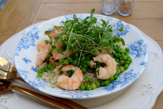 Garlic-prawns-peas-recipe-lucyloves-foodblog