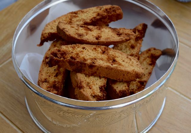 Coffee-butterscotch-biscotti-recipe-lucyloves-foodblog