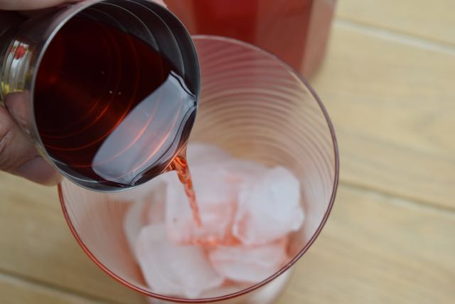 Homemade-strawberry-gin-recipe-lucyloves-foodblog