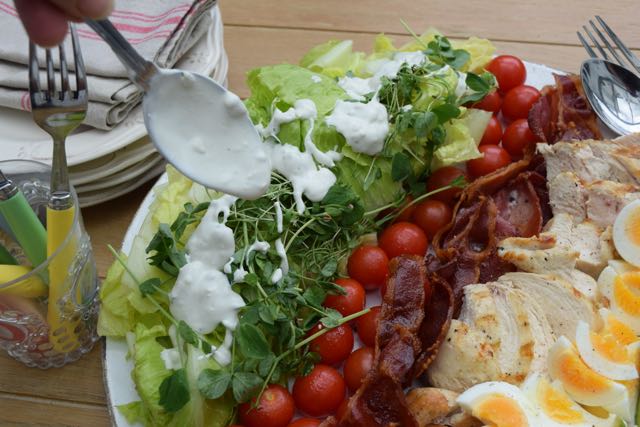 Cobb-salad-blue-cheese-dressing-lucyloves-foodblog