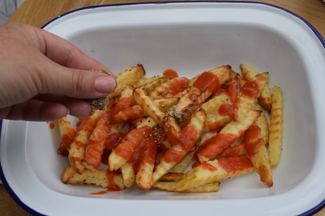 Loaded-fries-recipe-lucyloves-foodblog