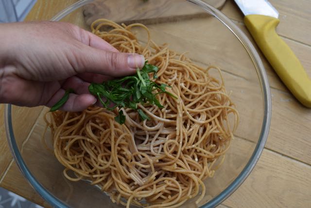 Spaghetti-carbonara-pie-recipe-lucyloves-foodblog