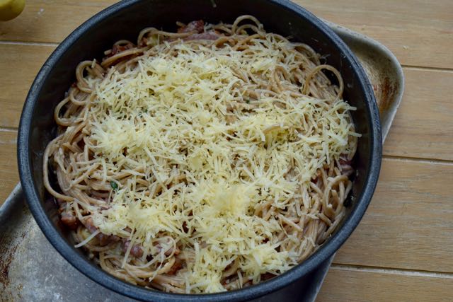 Spaghetti-carbonara-pie-recipe-lucyloves-foodblog