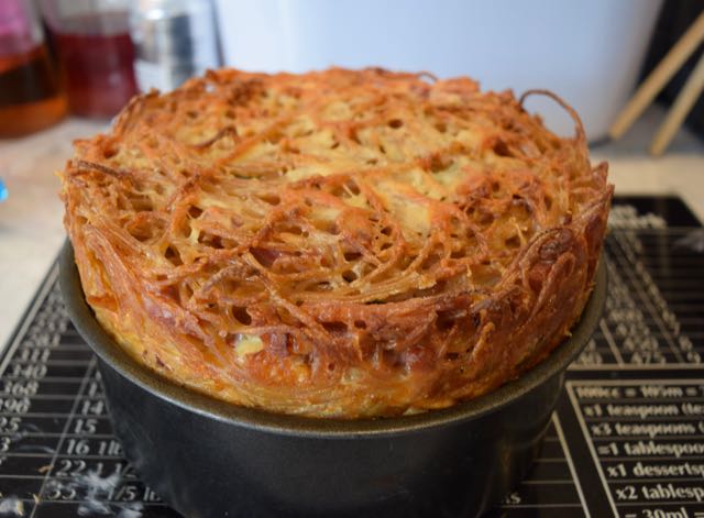 Spaghetti-Carbonara-pie-recipe-lucyloves-foodblog