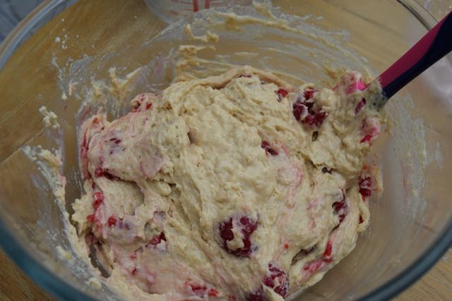 Raspberry-breakfast-loaf-recipe-lucyloves-foodblog