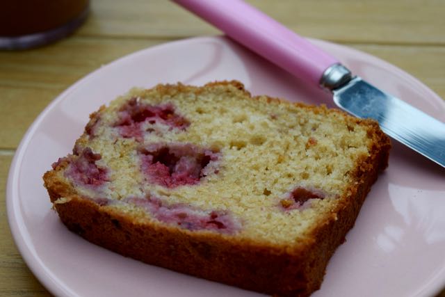 Raspberry-breakfast-loaf-recipe-lucyloves-foodblog