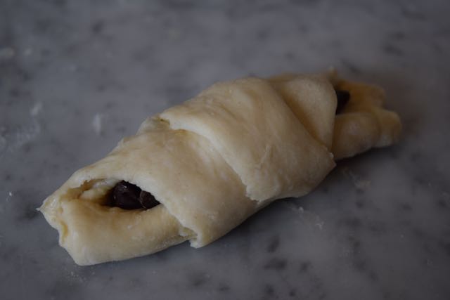 Chocolate-chip-rolls-recipe-lucyloves-foodblog