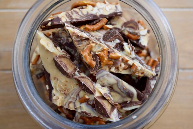 Chocolate-peanut-butter-bark-recipe-lucyloves-foodblog