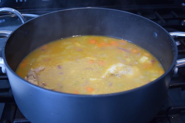 Mulligatawny-soup-recipe-lucyloves-foodblog