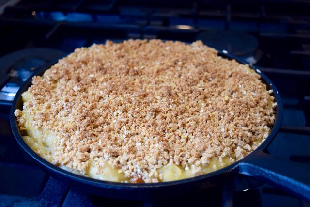 Grilled-caramel-apple-crumble-recipe-lucyloves-foodblog