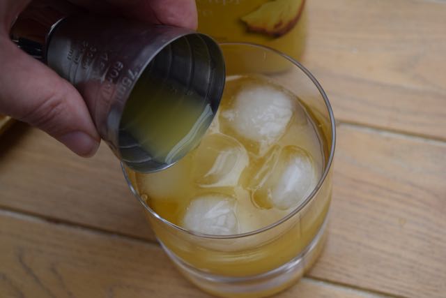 Pineapple-whisky-sour-recipe-lucyloves-foodblog