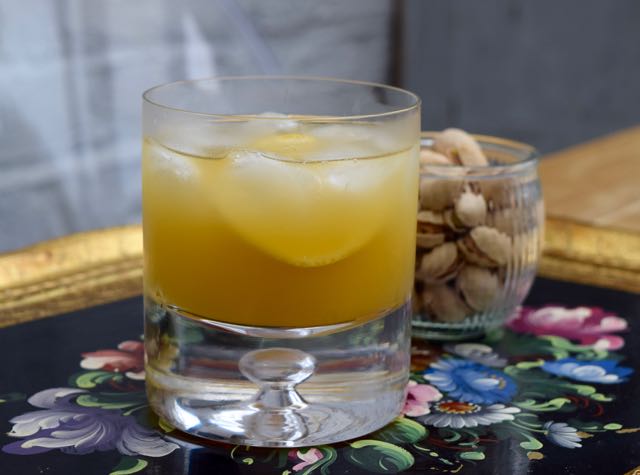 Pineapple-whisky-sour-recipe-lucyloves-foodblog