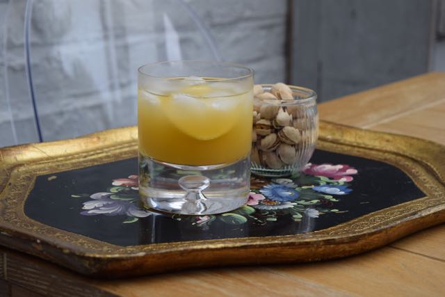 Pineapple-whisky-sour-recipe-lucyloves-foodblog