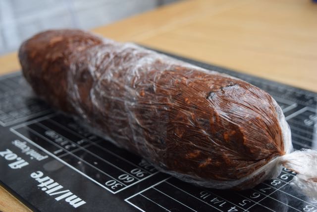 Chocolate-salame-recipe-lucyloves-foodblog