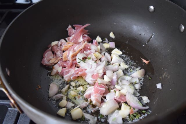 White-bean-bacon-truffle-soup-recipe-lucyloves-foodblog