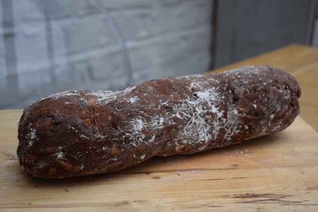 Chocolate-salame-recipe-lucyloves-foodblog