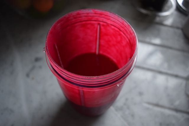 Beetroot-raspberry-smoothie-recipe-lucyloves-foodblog