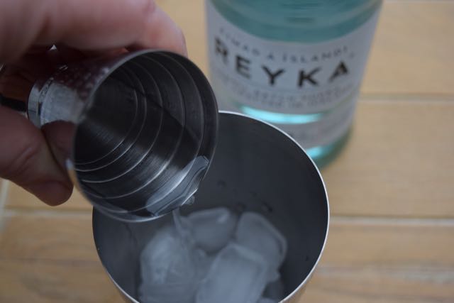 Reyka-vodka-gimlet-recipe-lucyloves-foodblog