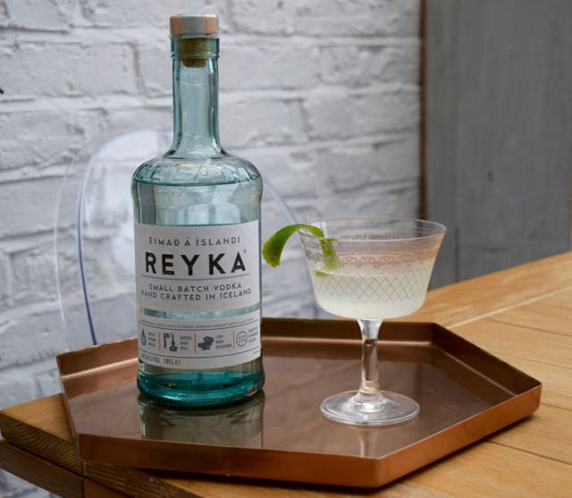 Reyna-Vodka-Gimlet-recipe-lucyloves-foodblog