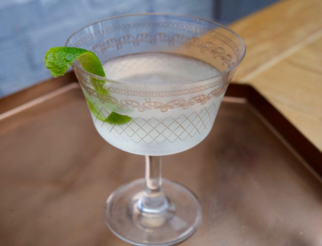 Reyka-vodka-gimlet-recipe-lucyloves-foodblog