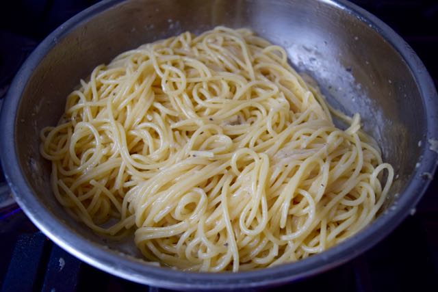 Spaghetti-cacio-e-pepe-recipe-lucyloves-foodblog