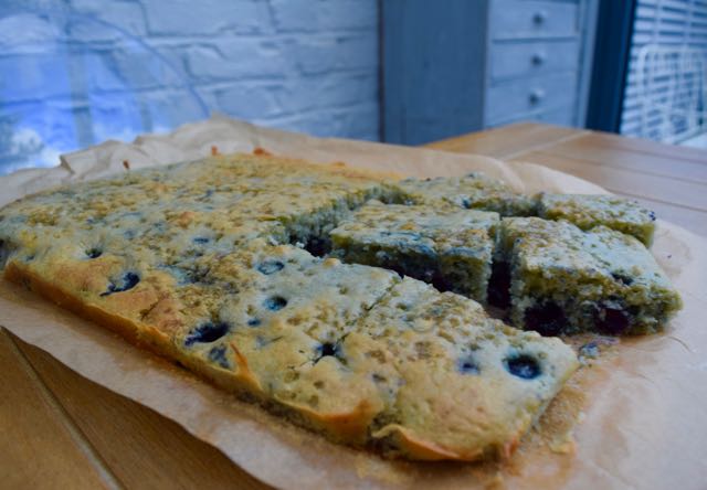 Blueberry-muffin-tray-bake-recipe-lucyloves-foodblog