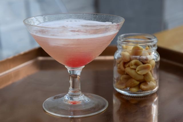 Pink-lady-cocktail-recipe-lucyloves-foodblog