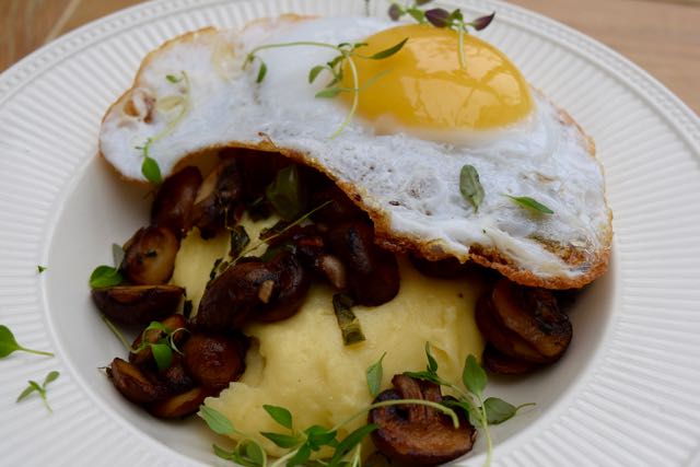 Polenta-chestnut-mushroom-thyme-recipe-lucyloves-foodblog