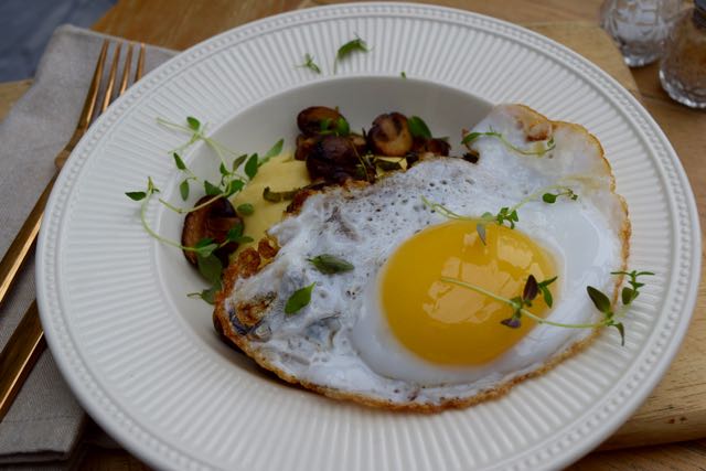 Polenta-chestnut-mushrooms-thyme-recipe-lucyloves-foodblog