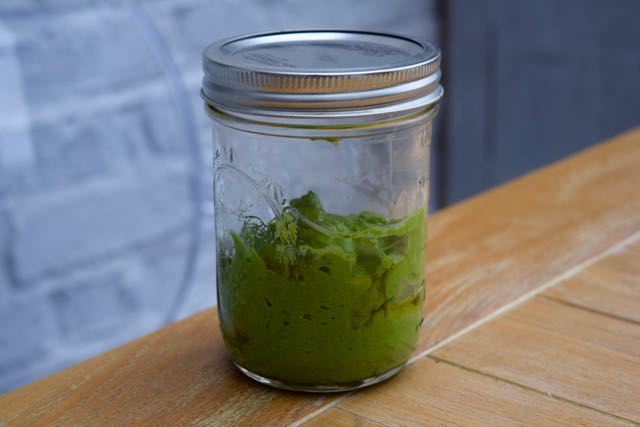 Wild-garlic-pesto-recipe-lucyloves-foodblog