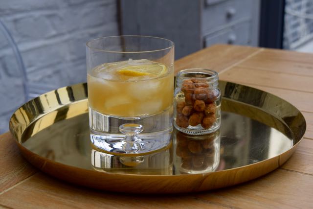 Gold-rush-cocktail-recipe-lucyloves-foodblog
