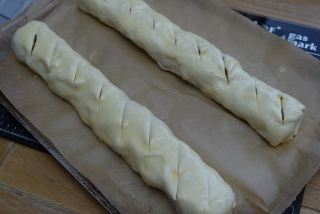 Foot-long-sausage-rolls-recipe-lucyloves-foodblog