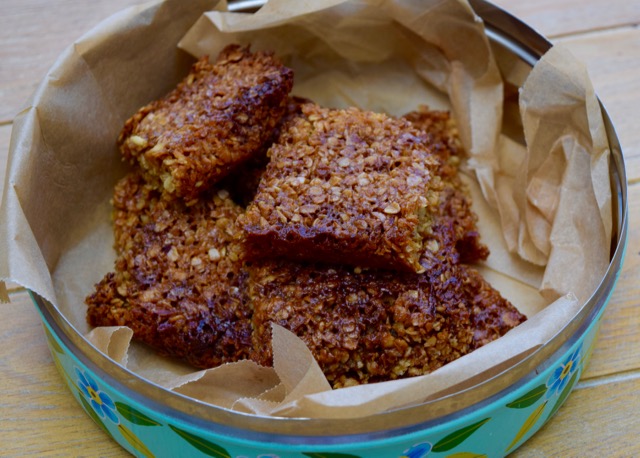 Best-chewy-flapjack-recipe-lucyloves-foodblog