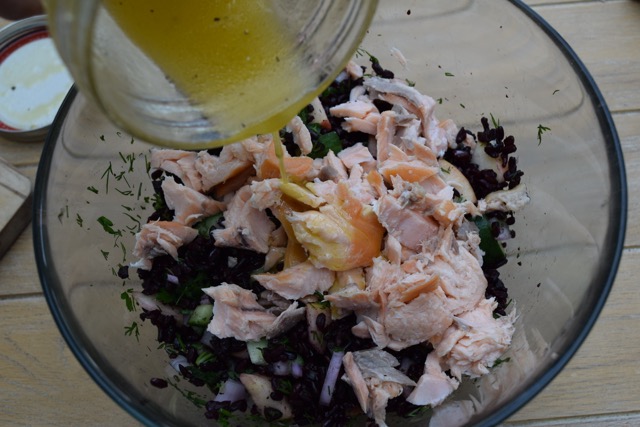 Black-rice-salmon-salad-recipe-lucyloves-foodblog