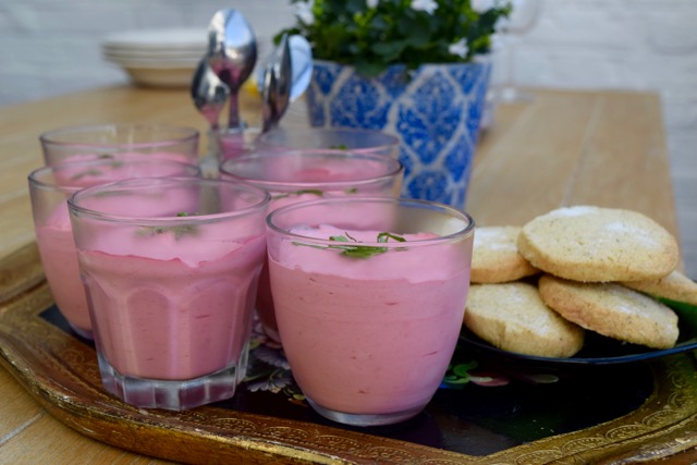 Raspberry-mousse-fresh-mint-shortbread-recipe-lucyloves-foodblog