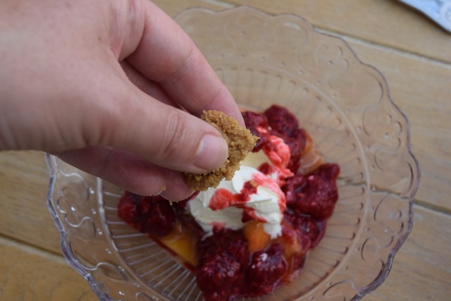 Peach-raspberry-biscuit-crumble-recipe-lucyloves-foodblog