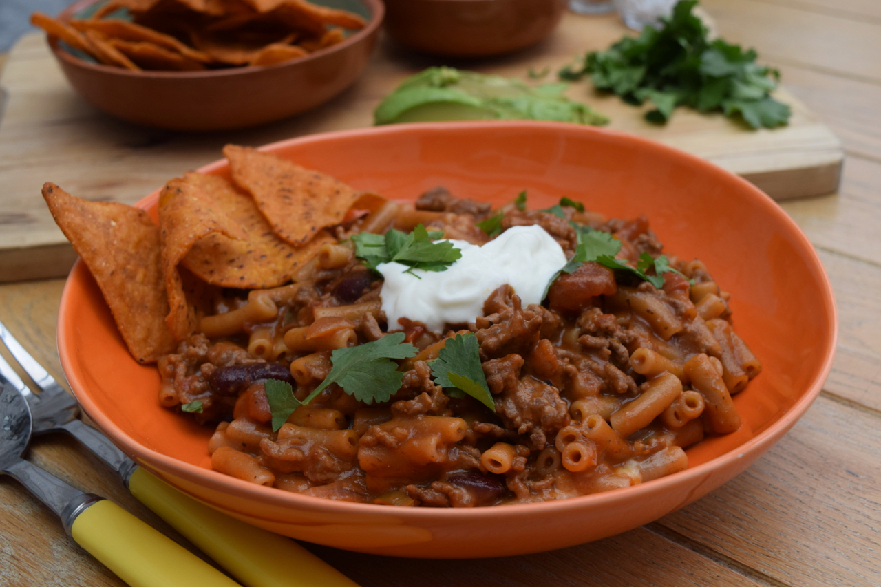 One-Pot-Chilli-Mac-cheese-rcipe-lucyloves-foodblog