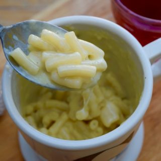 Mug-mac-and-cheese-recipe-lucy-loves-foodblog