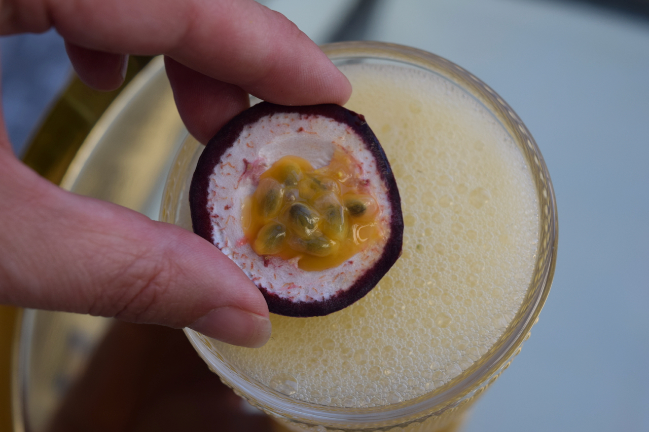 Passionfruit-mojito-recipe-lucyloves-foodblog