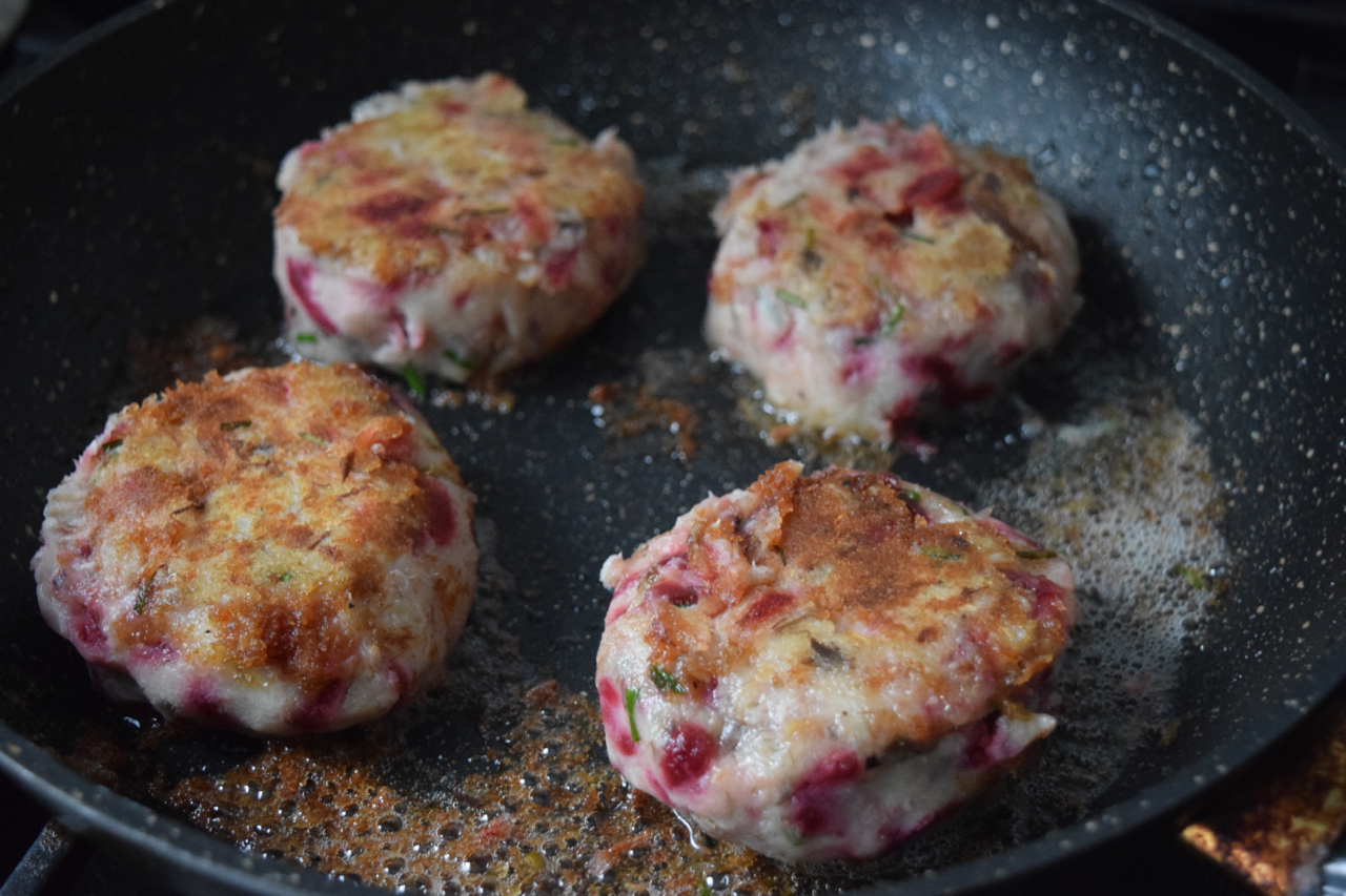 Smoked-mackerel-fish-cakes-recipe-lucyloves-foodblog