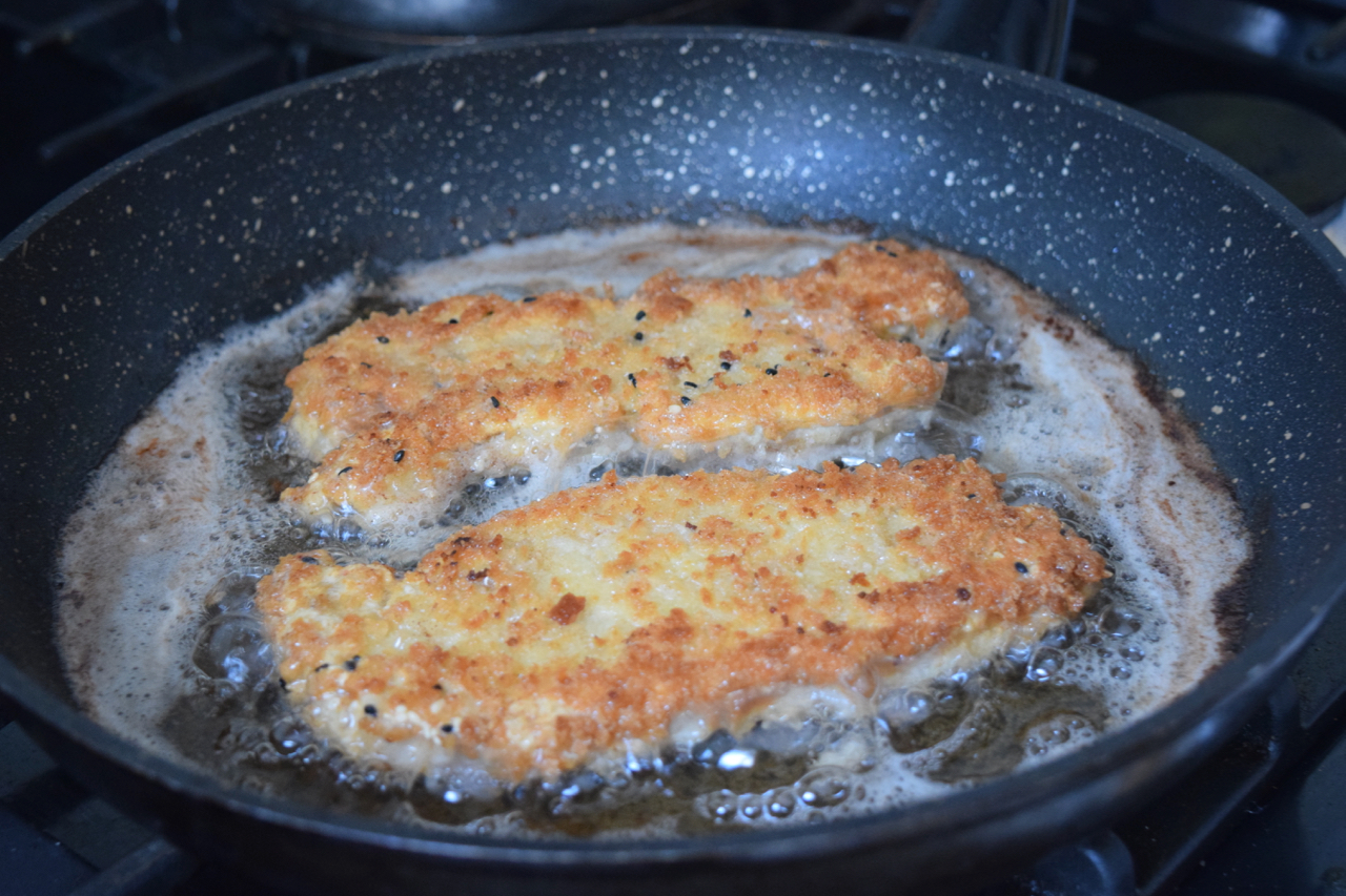 Tonkatsu-pork-recipe-lucyloves-foodblog