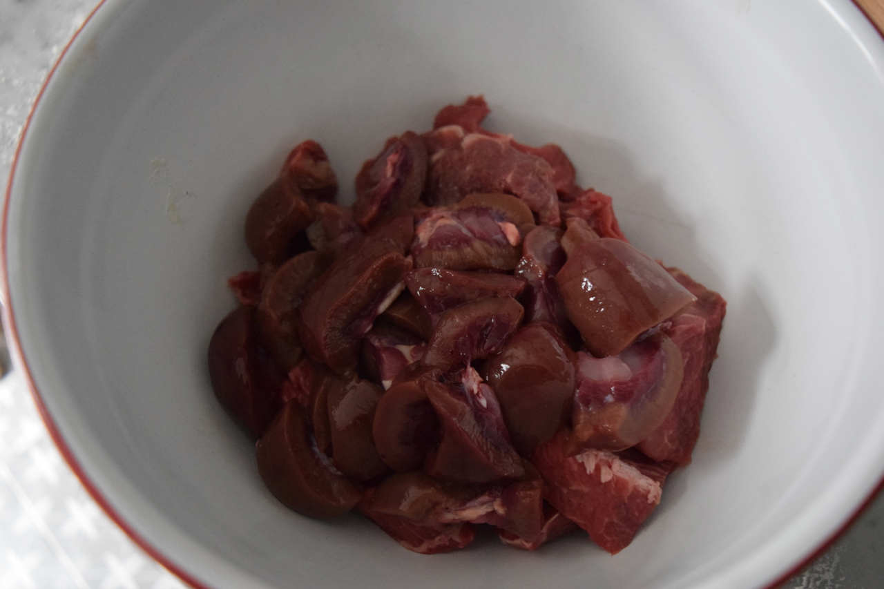 Slow-cooker-steak-kidney-pudding-recipe-lucyloves-foodblog