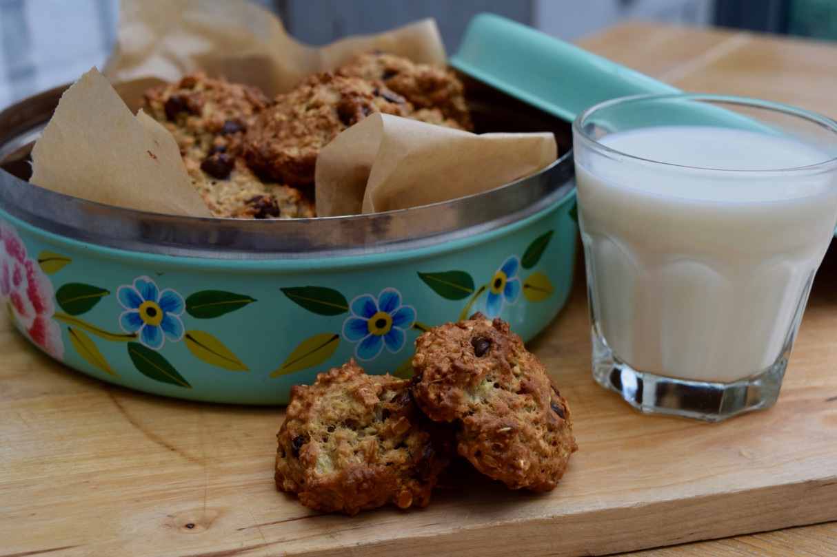 Banana-breakfast-cookies-recipe-lucyloves-foodblog